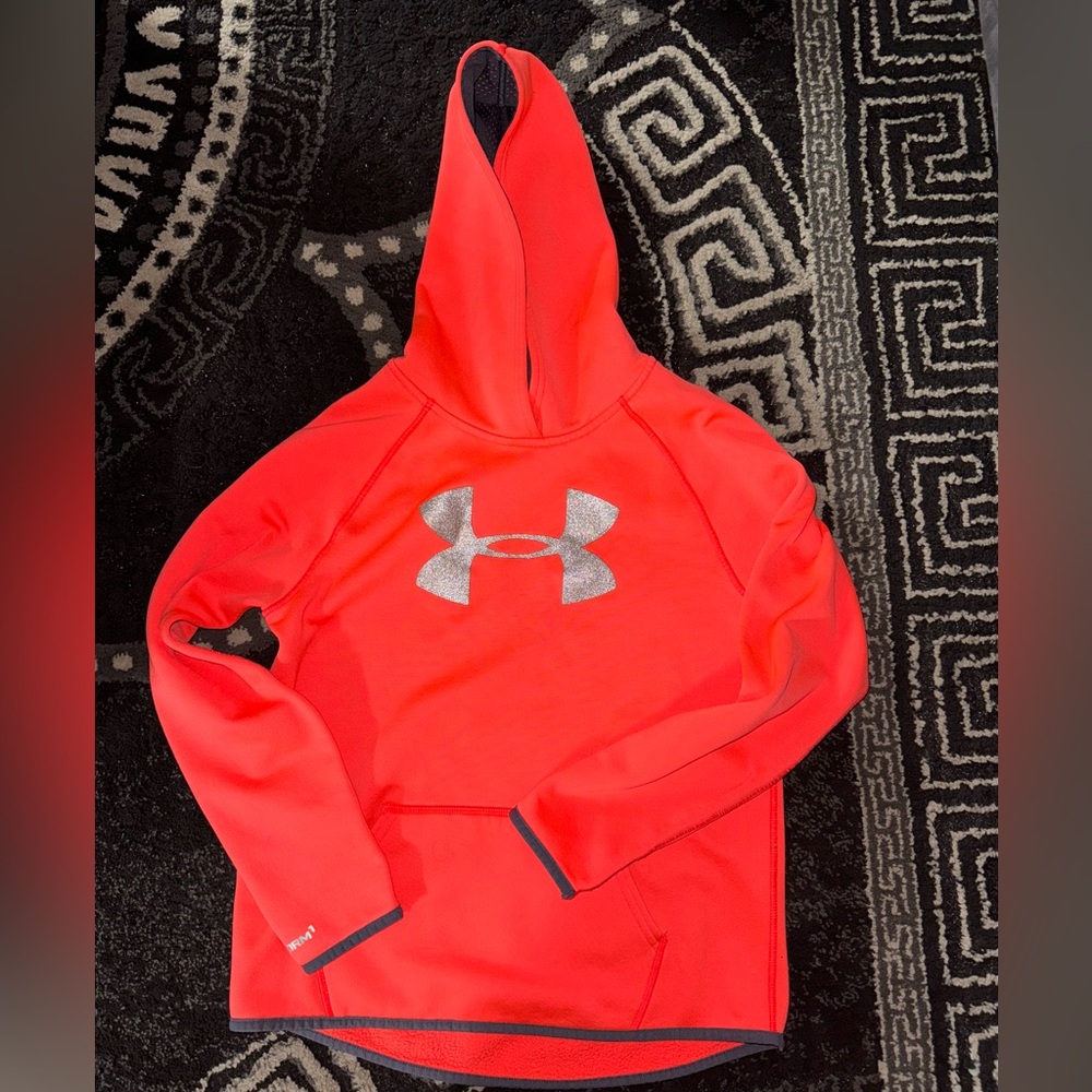 Girls under amour hoodie